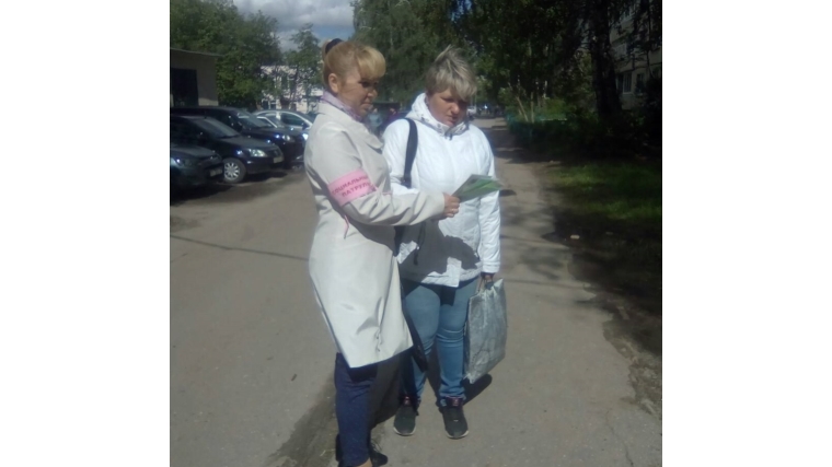 Калининский район: социальный патруль – эффективная профилактика неблагополучия в семьях