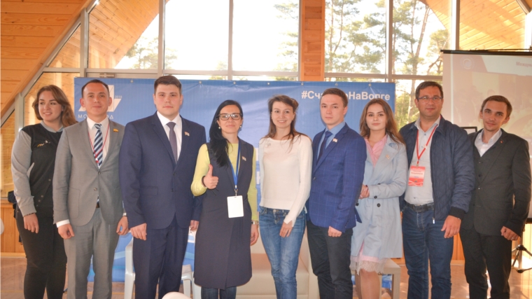 Члены общественной Молодежной палаты при Госсовете Чувашии приняли участие в форуме «МолГород-2018»