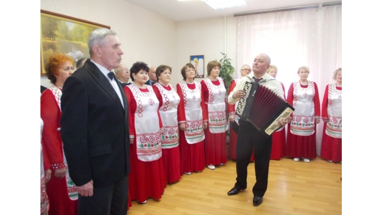 Получатели социальных услуг полным ходом готовятся к фестивалю чувашской песни