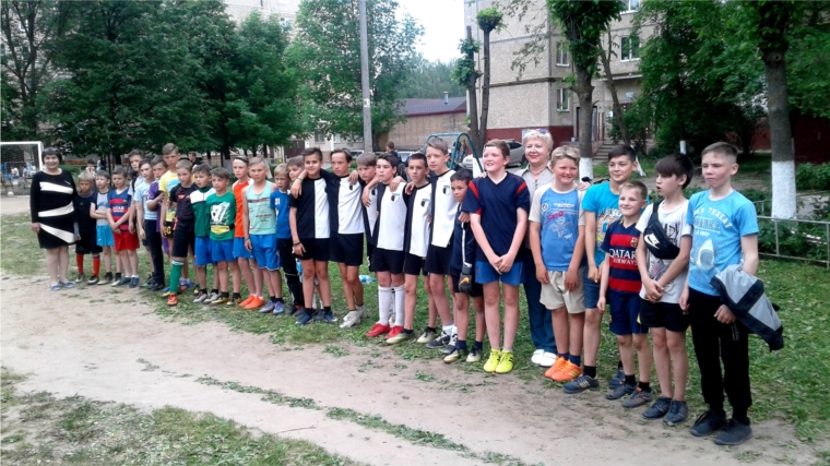 В Новочебоксарске состоялся городской турнир по дворовому футболу