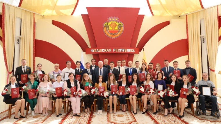 Состоялась торжественная церемония чествования лауреатов Государственных молодежных премий Чувашской Республики
