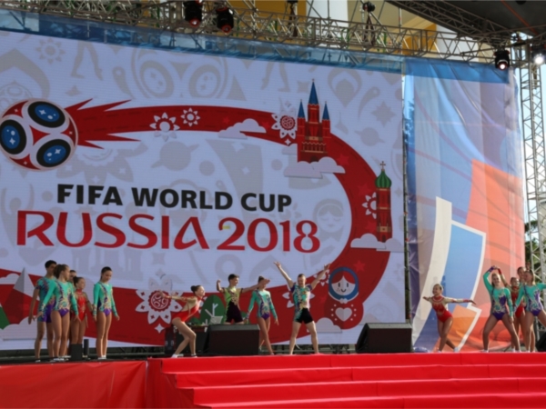 На Красной площади Чебоксар открылась фан-зона Чемпионата мира по футболу 2018 ("Чебоксары.ру")