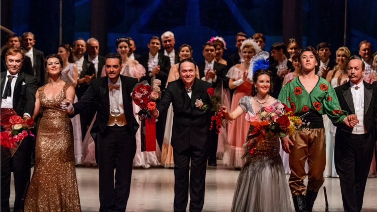 В Чувашском государственном театре оперы и балета состоялся гала-концерт Фестиваля оперетты