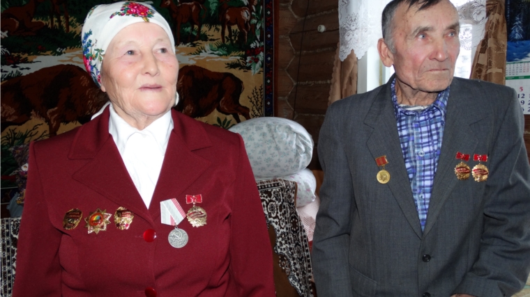 Супруги Ядаринкины из Староатайского сельского поселения удостоены ордена "За любовь и верность"