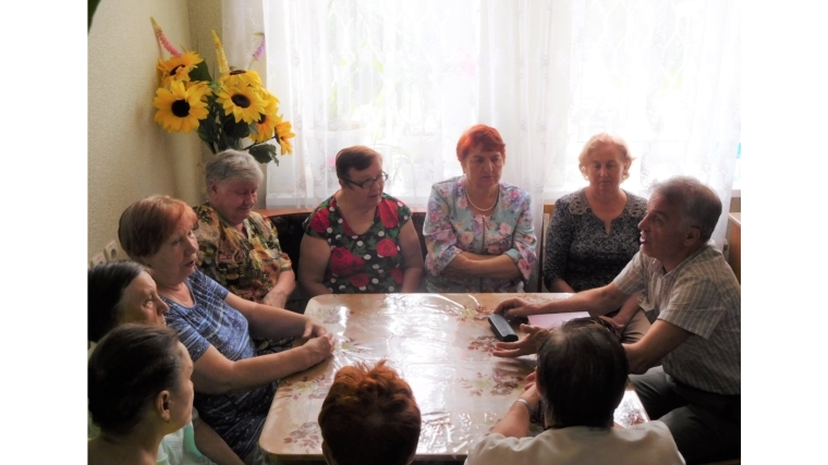 В Новочебоксарском ЦСОН состоялся правовой час для граждан пожилого возраста