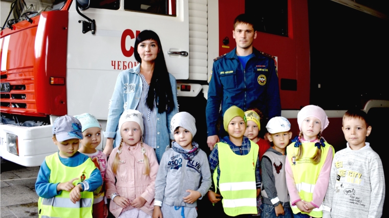 В преддверии профессионального праздника пожарного в столичных детских садах прошли тематические мероприятия