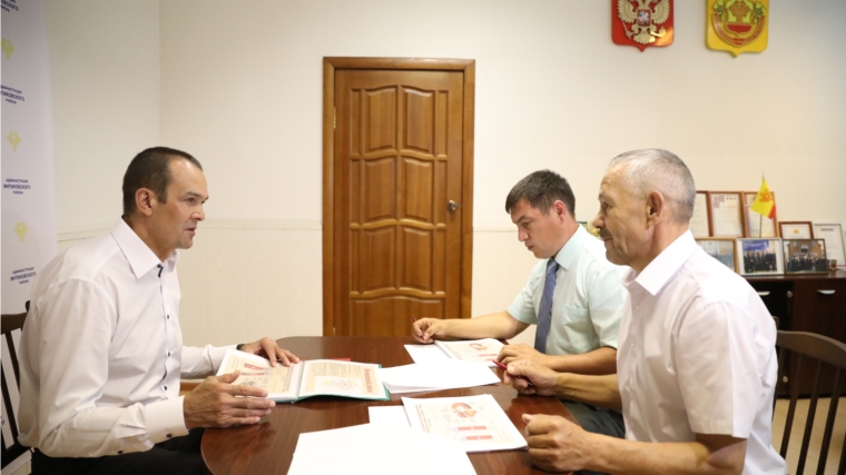 Глава Чувашии провел рабочую встречу с руководством Янтиковского района