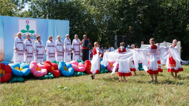 В селе Икково Чебоксарского района прошел Республиканский фестиваль «Народные истоки»