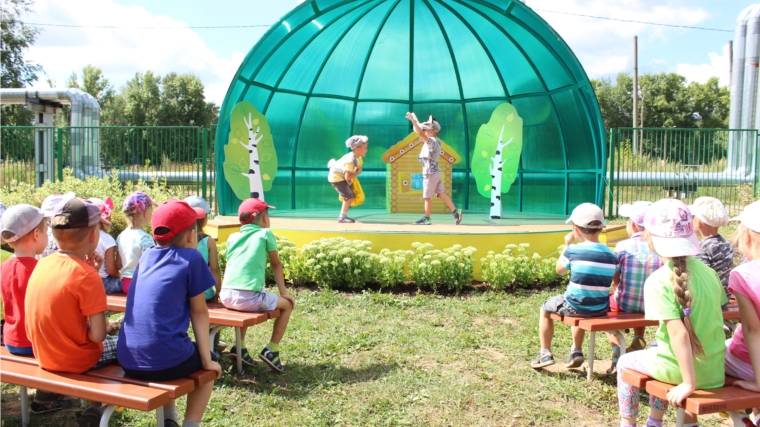 В столичных детских садах реализуется муниципальный проект «Театр – глазами детей»