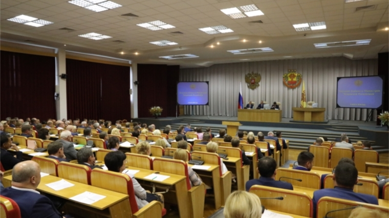 Председатель КСП Чувашии С.И. Аристова приняла участие в расширенном заседании Кабинета Министров Чувашской Республики