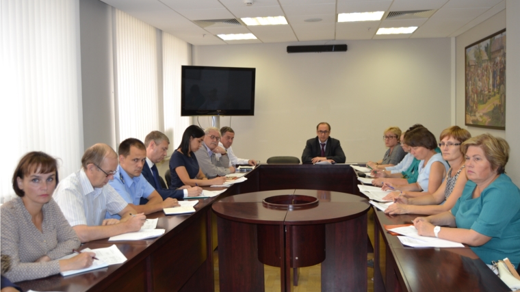 Причины снижения перечисления НДФЛ организациями обсудили на заседании рабочей группы по вопросам устойчивого развития промышленности, торговли, малого и среднего предпринимательства в Чувашской Республике