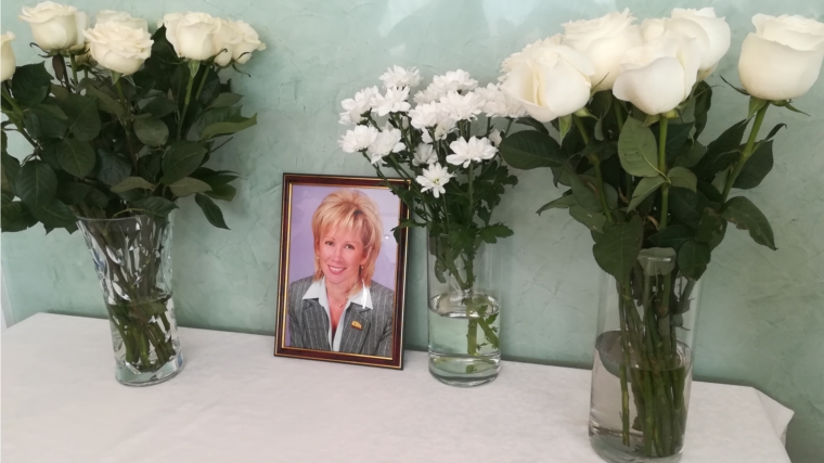 Родные,близкие друзья и подруги встретились, чтобы почтить память Ольги Зайцевой
