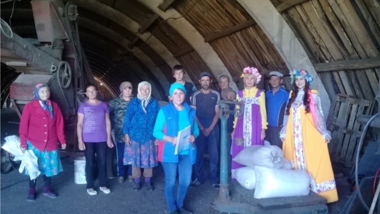 Агитбригада районного Дворца культуры посетила Большебуяновское сельское поселение