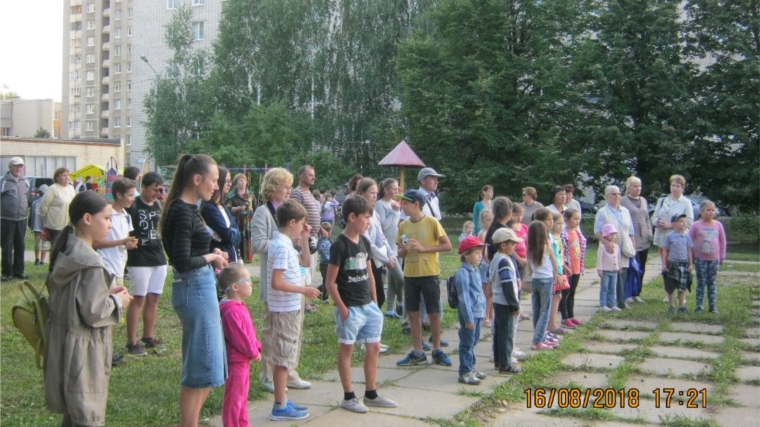Московский район: праздники во дворах ко Дню города продолжаются