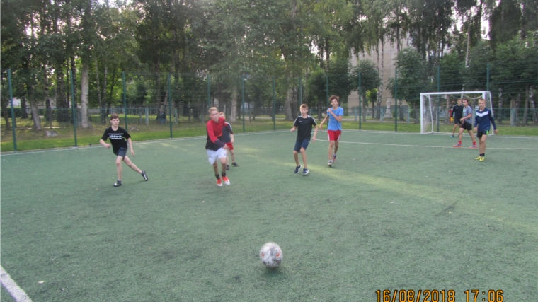 В Калининском районе завершился турнир по мини-футболу, посвященный Дню города Чебоксары