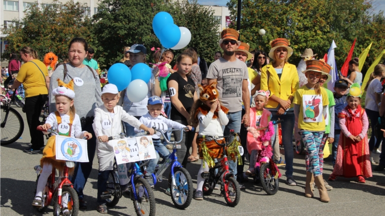 В День города Новочебоксарска впервые состоялся парад юных велосипедистов