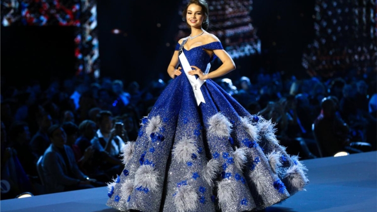 Выпускница СШ № 10 Юлия Полячихина достойно представила Россию на конкурсе «Мисс Вселенная -2018»