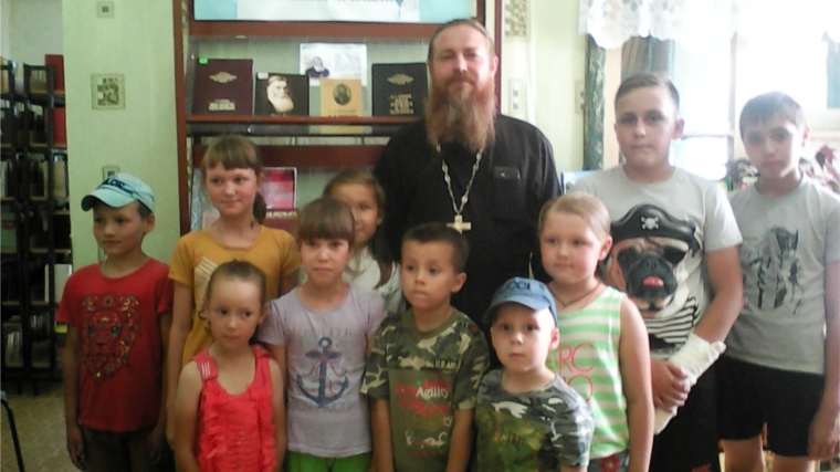 Дорогу добра покажет книга: знакомство молодых жителей Чебоксарского района с православной литературой