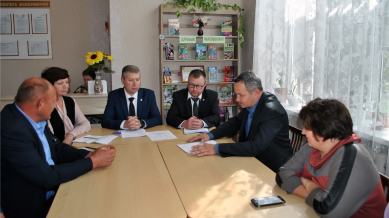 Заместитель министра труда и социальной защиты Чувашской Республики Виктор Ковалев принял участие в Едином информационном дне в Ядринском районе