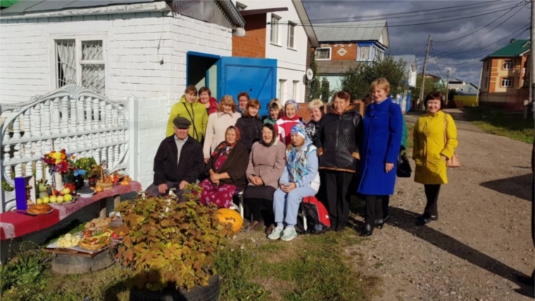 В комплексном центре г. Чебоксары прошла плодовоовощная выставка «Дары осени»