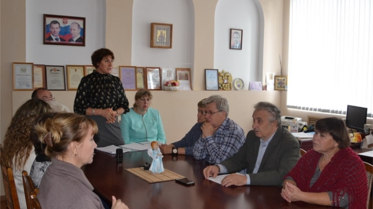 В рамках Единого информационного дня председатель КСП Чувашии посетила город Алатырь.