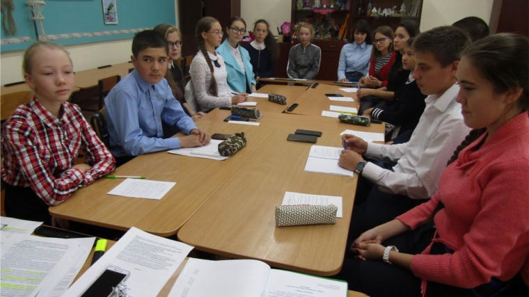 В рамках единого информационного молодежного дня состоялось заседание Детского парламента Вурнарского района