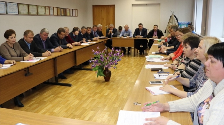 Актуальные вопросы рассмотрены в ходе заседания Собрания депутатов города Алатыря
