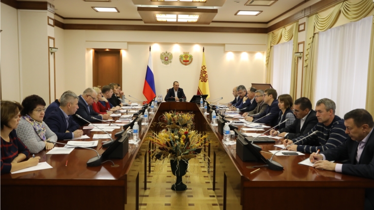 Глава Чувашии провел рабочее совещание с членами Кабинета Министров Чувашской Республики
