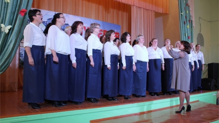 Сводный учительский хор из Алатыря вышел в финал республиканского конкурса