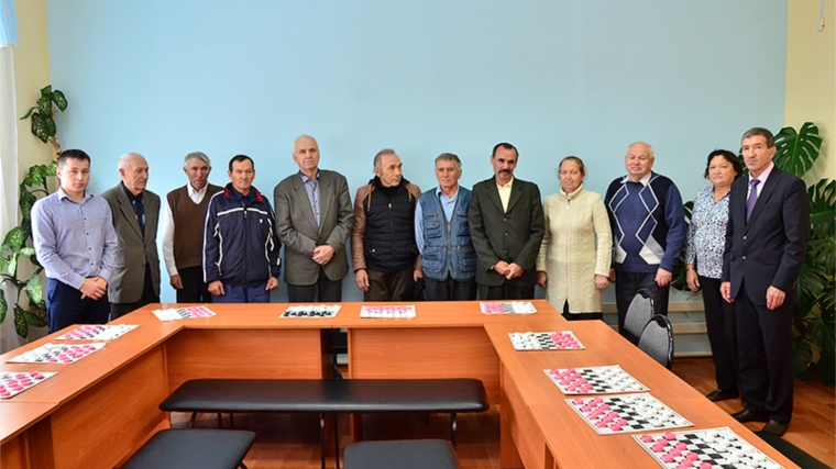 В Ибресинском районе состоялся шашечный турнир, посвященный к Дню пожилых людей