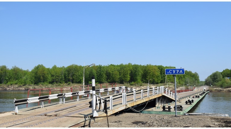 Наплавной мост через реку Сура между городом Шумерля Чувашской Республики и селом Наваты Нижегородской области отремонтируют