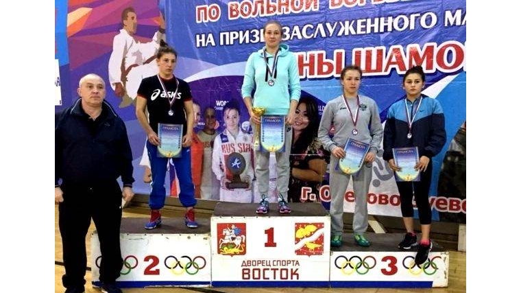 Спортсмены Чувашии завоевали 5 медалей на всероссийском турнире по вольной борьбе среди женщин