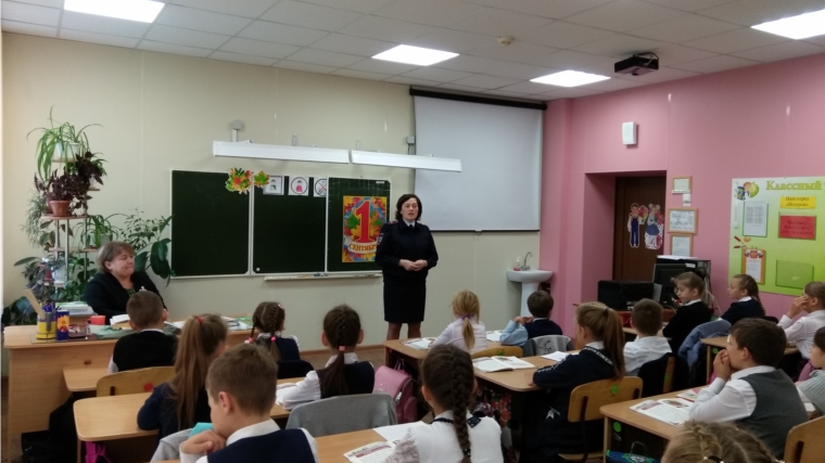 С 5 октября 2018 года в общеобразовательных организациях города Новочебоксарска активно проходит месячник правовых знаний