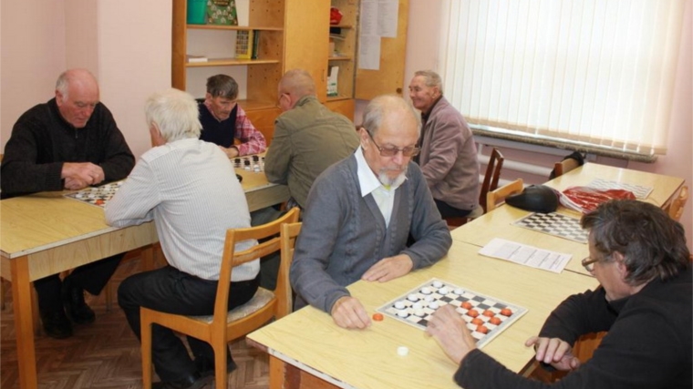В Шумерле стартовал чемпионат города по русским шашкам