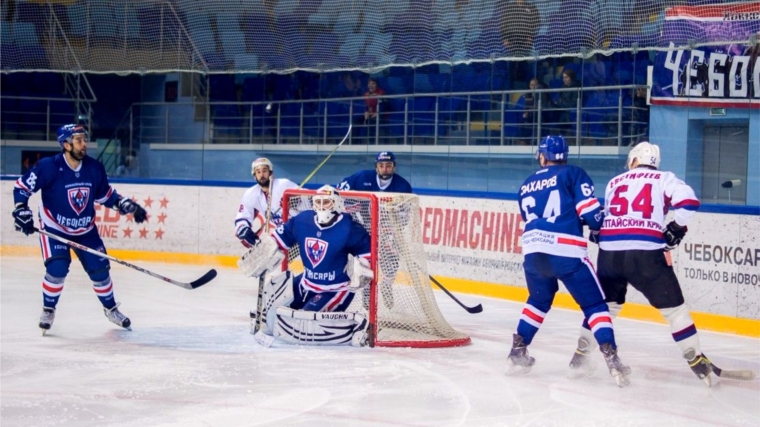 Хоккейная команда «Чебоксары» разгромила «Алтай» в домашнем матче со счетом 5:0