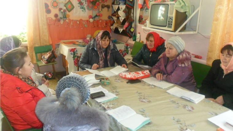 Ишпарайкинском сельском клубе начались репетиции новой праздничной программы ко дню матери