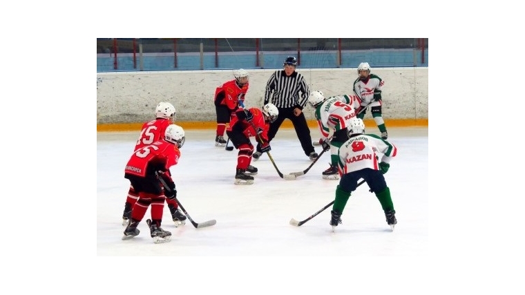 Юношеские составы «Сокола» участвуют в матчах первенства Поволжья по хоккею