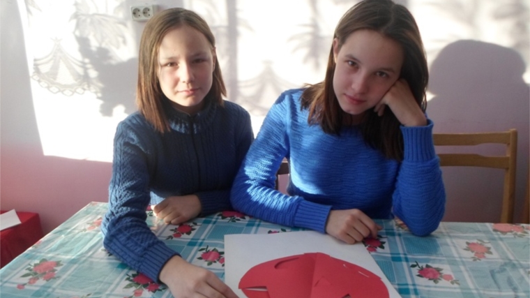 Ко дню толерантности в Кировском ЦСДК прошла игровая программа «Передай добро по кругу»
