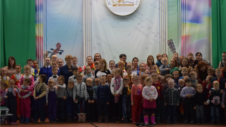 В Новочебоксарске стартовал городской фестиваль творческих мастер-классов «Удивительные дети»