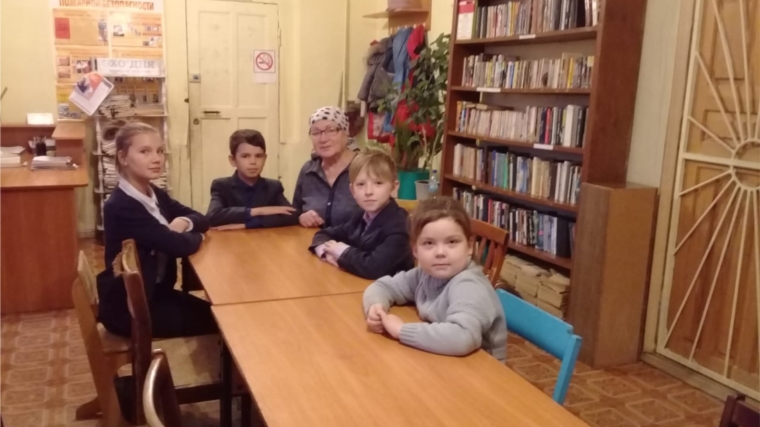 Беседа с школьниками «Исследователь души русской» в Саланчикской сельской библиотке