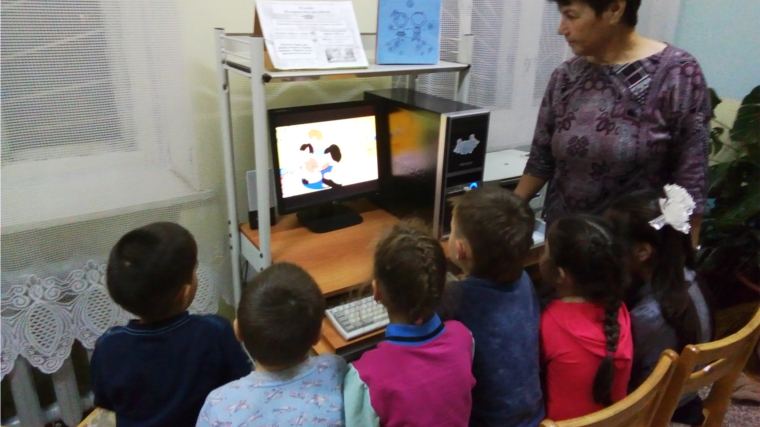 Познавательно-правовой час «Права ребенка в стране детства» провели сотрудники Бичуринского сельского поселения