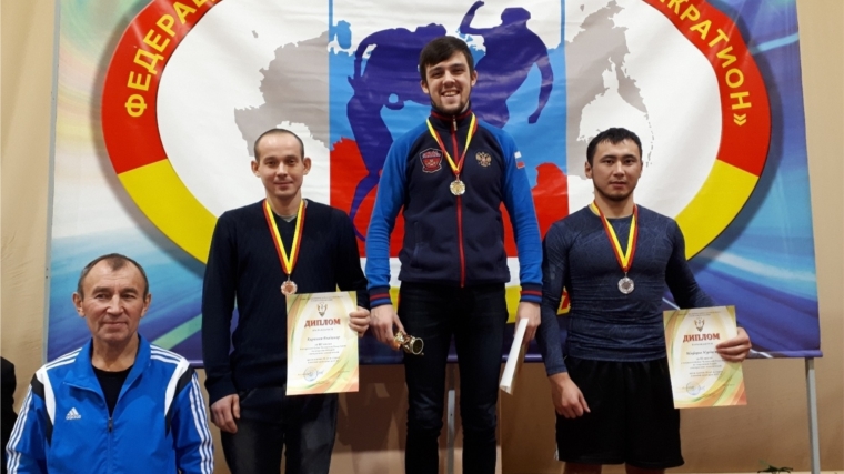 Команда ДЮСШ №1 завоевала 2 место на открытом Кубке Чувашии по спортивной борьбе панкратион