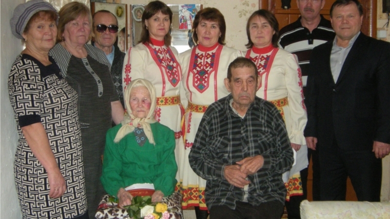 Жительнице д. Бахтиарово Янтиковского района Черновой Серафиме Кузьминичне исполнилось 90 лет