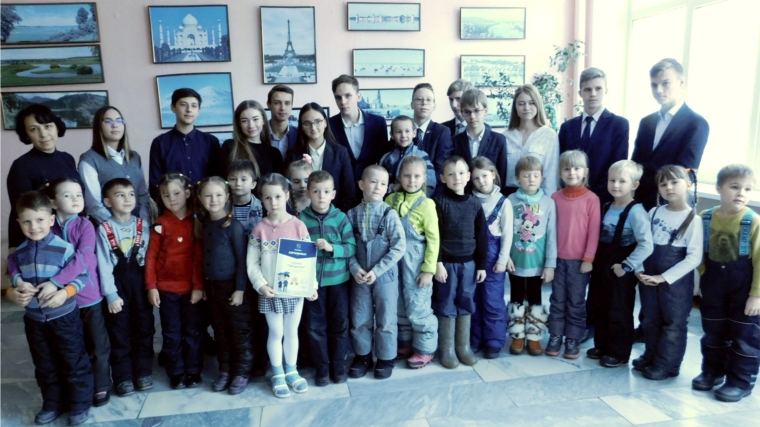 Юные чебоксарцы приняли участие во Всероссийской акции «Час кода»