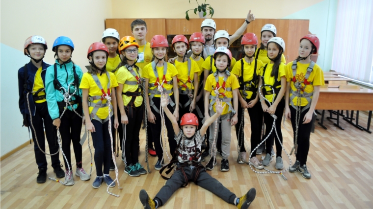 В чебоксарской школе № 47 ведется реализация проекта-победителя Фонда президентских грантов «Я выбираю спортивный туризм»