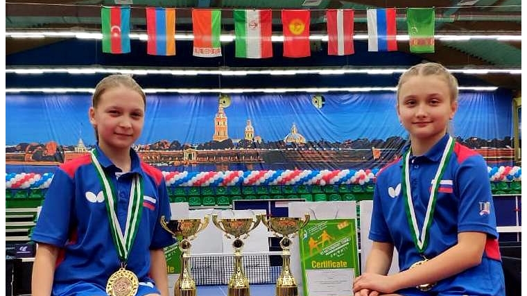 Анастасия Иванова и Юлия Пуговкина стали призерами международного турнира по настольному теннису