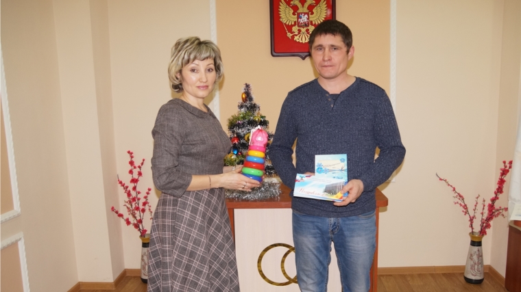 В администрации Ленинского района г. Чебоксары зарегистрирован 1600-й новорожденный 2018 года