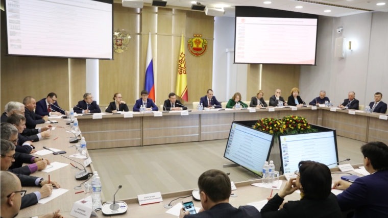 Глава Чувашии Михаил Игнатьев провел совещание с руководителями организаций строительного комплекса