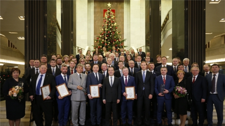Дмитрий Медведев вручил ООО «Хевел» премию Правительства в области качества