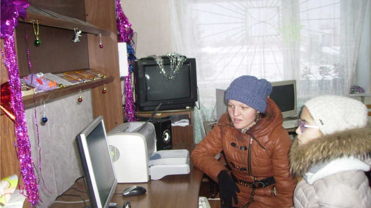 Познавательный час «Новогодний калейдоскоп» в Нижнекумашкинской сельской библиотеке
